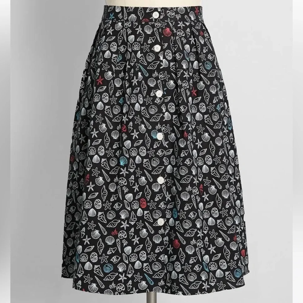 NWT ModCloth Always Turning Heads Pleated Sea Shell Skirt - Picture 1 of 5